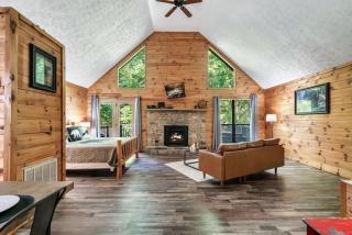 Boogie Bear- Honeymoon Cabin - Sevierville - 6