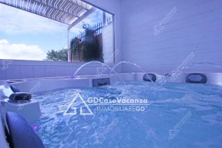 GD Case Vacanza - Suite del Conte - Luxury Private Suite Idromassaggio - Specchia - 0