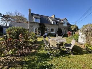 Ty Moune highly sought after location - 0