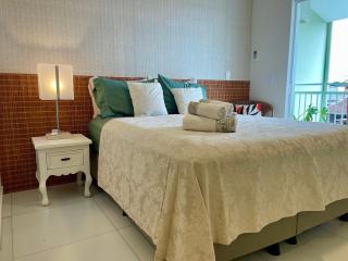 Casa 02 SUÍTES, 15km Beto Carrero e 700m da PRAIA - Estacionamento - Area de LAZER privativa com Churrasqueira - Wi-Fi e Cozinha COMPLETA - 3