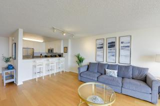 Oceanfront Bliss, Beach & Marina Views, Roomy 1BR - Los Angeles - 5