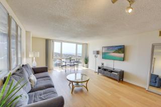 Oceanfront Bliss, Beach & Marina Views, Roomy 1BR - Los Angeles - 3