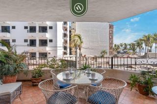 Beachfront 2 BR Condo in Romantic Zone - Roof Pool - Puerto Vallarta - 5
