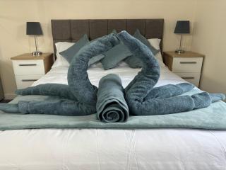1 Bed Flat, with Juliet Balcony - Birmingham - 2