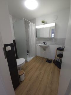 Schönes Apartment mit Gartenzugang - Albstadt - 9