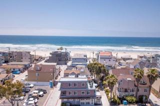 Sunrise Loft BRAND NEW LISTING! - 6
