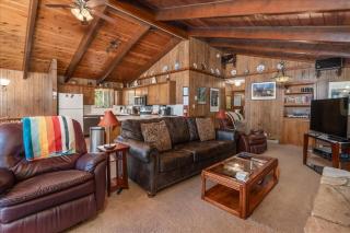 PaPa Bear Cabin - North Wawona - 6