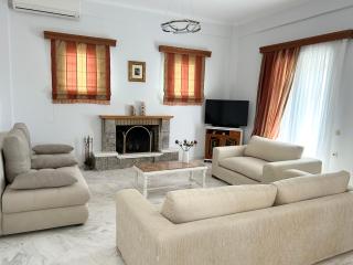 Margarita and Joanna' s House - - 5