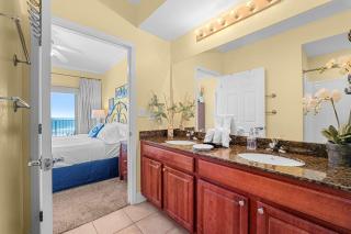 Gulf Views Lazy River Pools Hot Tub - Sleeps 6 - Gulf Shores - 1