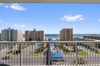 Gulf Views Lazy River Pools Hot Tub - Sleeps 6 - 4