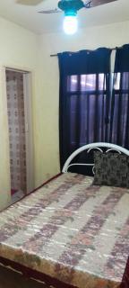 Casa com suíte, WiFi e churrasqueira perto da praia - 1