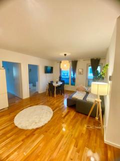Spacious Modern 2 Bedroom Apartment - Vienne - 6