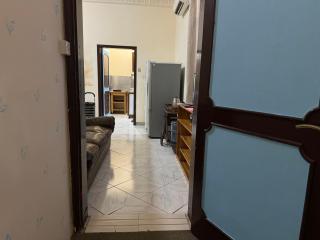 Backpacker's Bed - No Parking Space - Abu Dhabi - 2