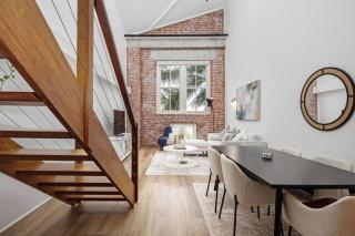 Woolstore Style - 2Bed-2Bath-1Car - Teneriffe - Brisbane - 1