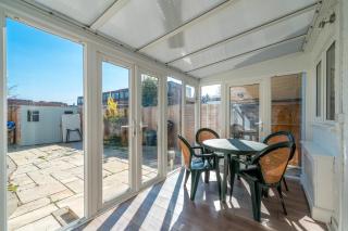 Beautiful home in Greater London - Romford - 9