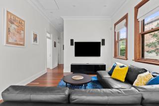 Modern Annandale Home - Sydney - 2