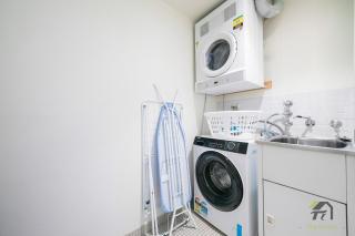 Luxury Apartment with 3 Rooms, 3 Bathrooms, and 2 Parking Spaces at Darling Harbour & Convention Center in Sydney - Sydney - 8