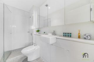 Luxury Apartment with 3 Rooms, 3 Bathrooms, and 2 Parking Spaces at Darling Harbour & Convention Center in Sydney - Sydney - 3