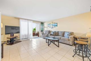 Amazing Beachfront Condo by Pool - Hauula - 5