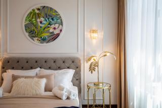 HOLT Old Town One Bedroom Apartments - Bucharest - 5