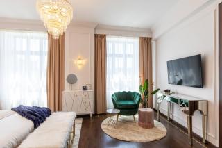 HOLT Old Town One Bedroom Apartments - Bucharest - 8