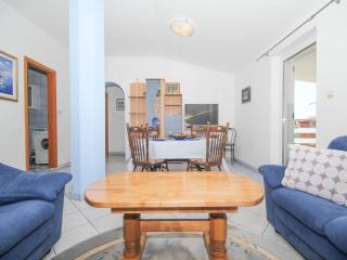 Holiday apartment near Tribunj beach - Tribunj - 4
