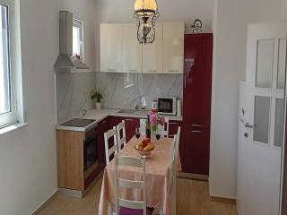 Spacious and serene apartment in Tribunj - Tribunj - 6