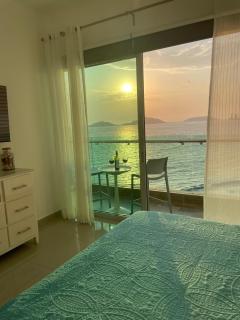 Torre Eme- stunning bay view and balcony! - 4