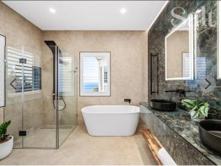 Coastal Dream BeachFront Oasis - 7