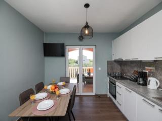 2 bedroom apartment in Privlaka - Privlaka - 2