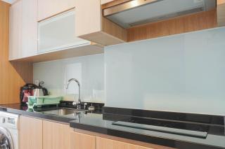 Stunning and Good Location Studio at Menteng Park Apartment By Travelio - 8