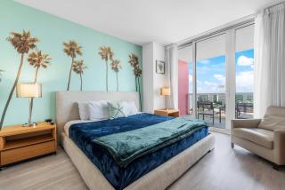 Coastal Luxe Residences - Premium Suites with Pool and Water Views - Hallandale Beach - 8