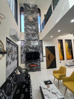 Luxury Villa with Scenic Views Private Deck By NRIs For NRIs - Vadodara - 0
