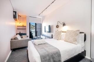 Flamingo 806 - Top Floor Sea Point Mountain Facing Studio - Kaapstad - 0