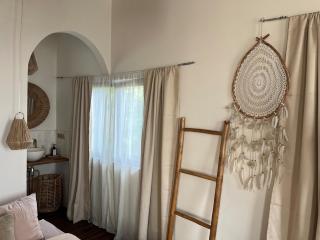 1BR Townhouse in Central Ubud, near Yoga Barn - Ubud - 1