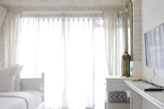 Elegant & Stylish Studio at Gateway Pasteur Apartment By Travelio - Bandung - 2