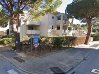 Appartement T2 avec terrasse, piscine et parking, proche plage - FR-1-803-93 - Le Lavandou - 0