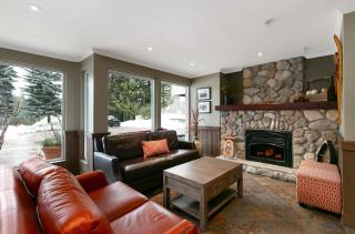 2BR + Loft Mtn View Near Gondola Pool & HT - Whistler - 6
