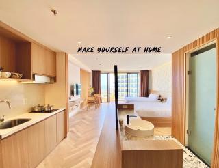 Apartment with sea view from bed, 5 star resort 1N - Dien Ban - 4