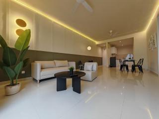 Mykey The Apple Minimalist Malacca City Near Jonker - 1