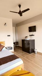 Conara Resort Lake View - Shillong - 2