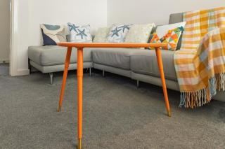 Well-Preserved 2BR House By Amara Apartments Short Lets & Serviced Accommodation Coventry Ideal For Contractors - 1