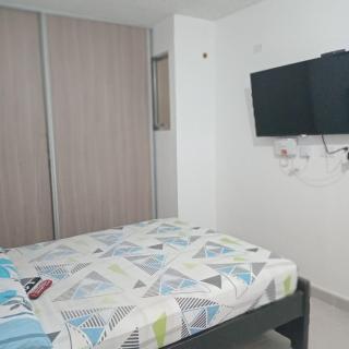MINIMO 3 NOCHES DE ESTANCIA - APARTAMENTO 4 PERSONAS - Ventilador- PAGAR UNA NOCHE POR ADELANTADO PARA CONFIRMAR RESERVA - Valledupar - 2
