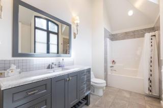 Chateau Calcaire Carriage House - Kelowna - 6