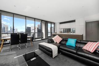 Premium 2-Bedroom Riverfront Apartment - Melbourne - 0