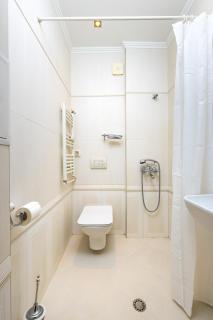 1BR Apartment in the Center with Free Parking and Designated Workspace - Plovdiv - 2