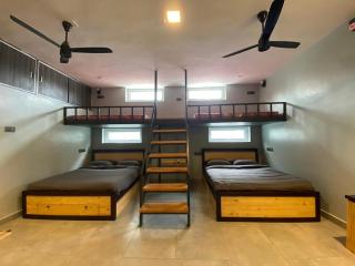 Luxury Glasshouse Villa In Yercaud - Yercaud - 9