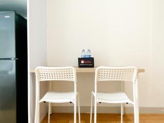 Best Modern Studio at Grand Kamala Lagoon Apartment By Travelio - Bekasi - 3