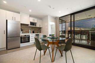 Remarkable Retreat - Queenstown - 7