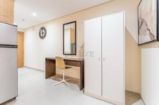 Studio with Balcony & View, Walk to Miracle Garden, Short Drive to MOE, Lincoln Park B, Arjan By Deluxe Holiday Homes - 1